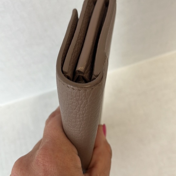 Louis Vuitton Cappucines Long wallet - Picture 8 of 11